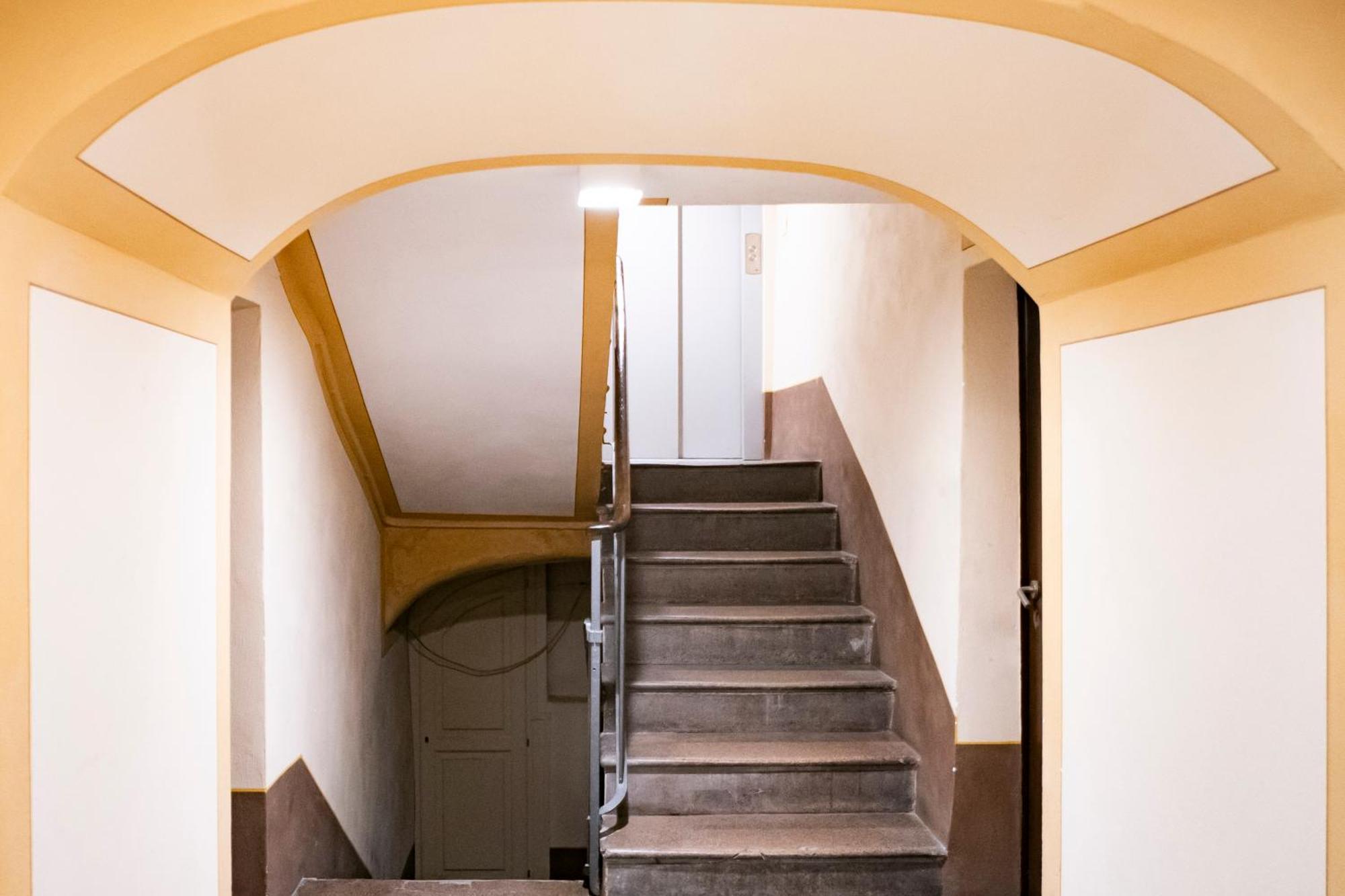 - Piazza Chanoux Apartment